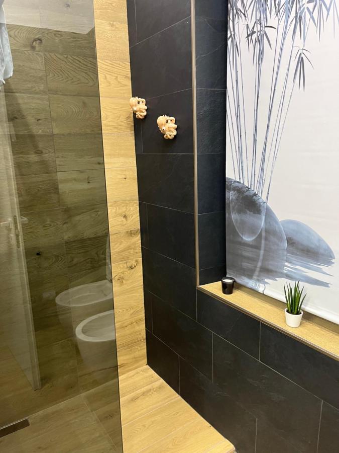 לה ספציה Suite Zeus מראה חיצוני תמונה